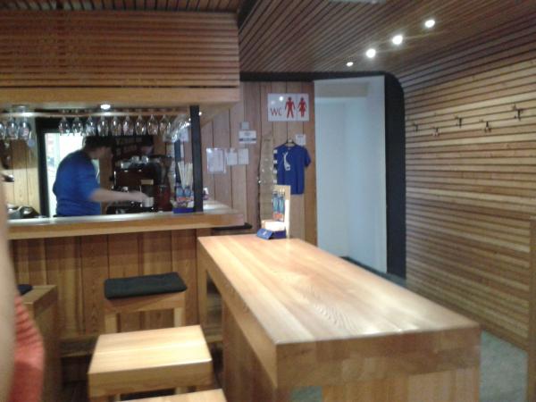 Macesen bar - v baru